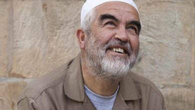 Photo of المحكمة المركزية في حيفا ترد استئناف الشيخ رائد صلاح على قرار اعتقاله حتى نهاية الاجراءات القانونية