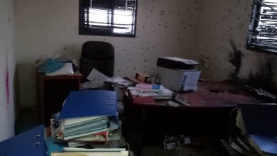 Photo of مجلس طلعة عارة: إعلان الاضراب لمدة يومين وتنظيم تظاهرة في اعقاب إطلاق قنبلة اتجاه مبنى المجلس في بلدة سالم