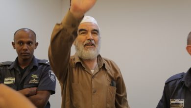 Photo of الشيخ رائد صلاح من سجنه يهنئ بذكرى المولد النبوي الشريف