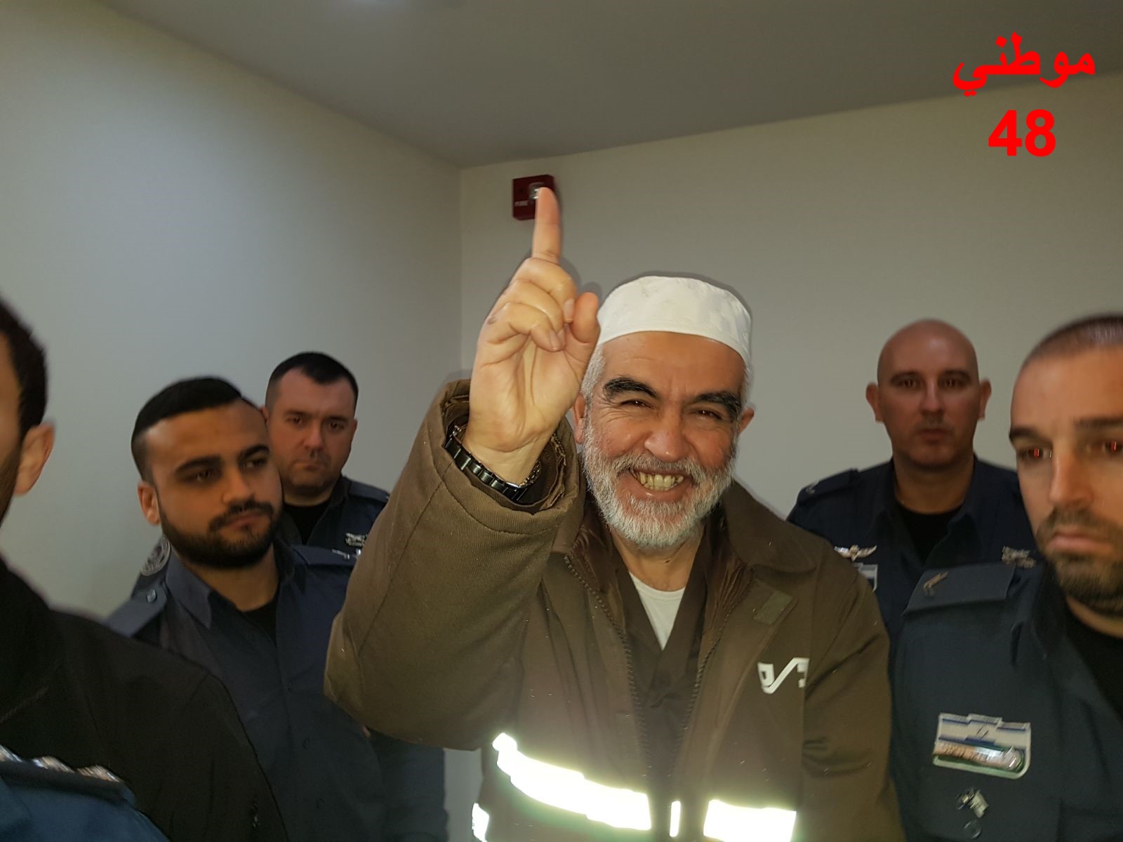 Photo of مصلحة السجون الاسرائيلية تمنع الشيخ رائد صلاح من التواصل مع وسائل الاعلام خلال محاكمته الأخيرة