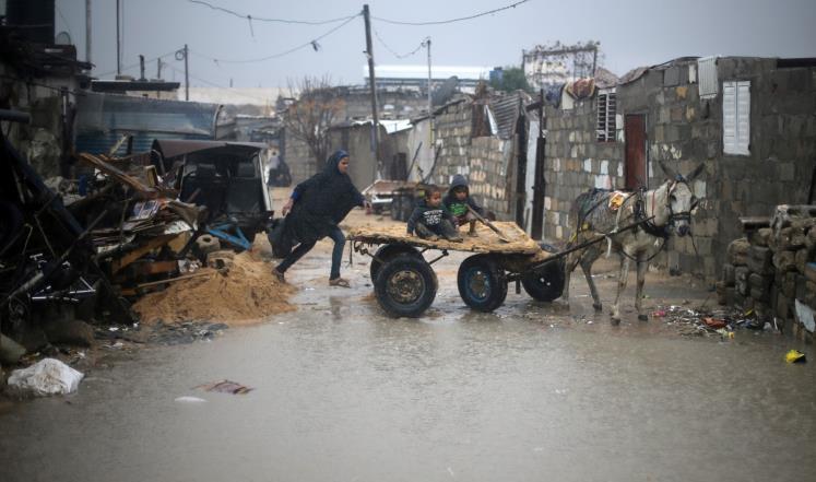 Photo of لوموند: قطاع غزة على شفا جرف هار