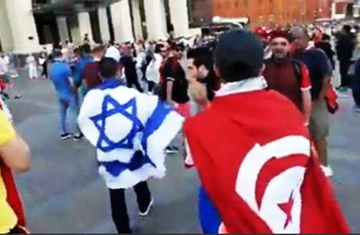 Photo of مشجعون تونسيون يطردون إسرائيليا في موسكو