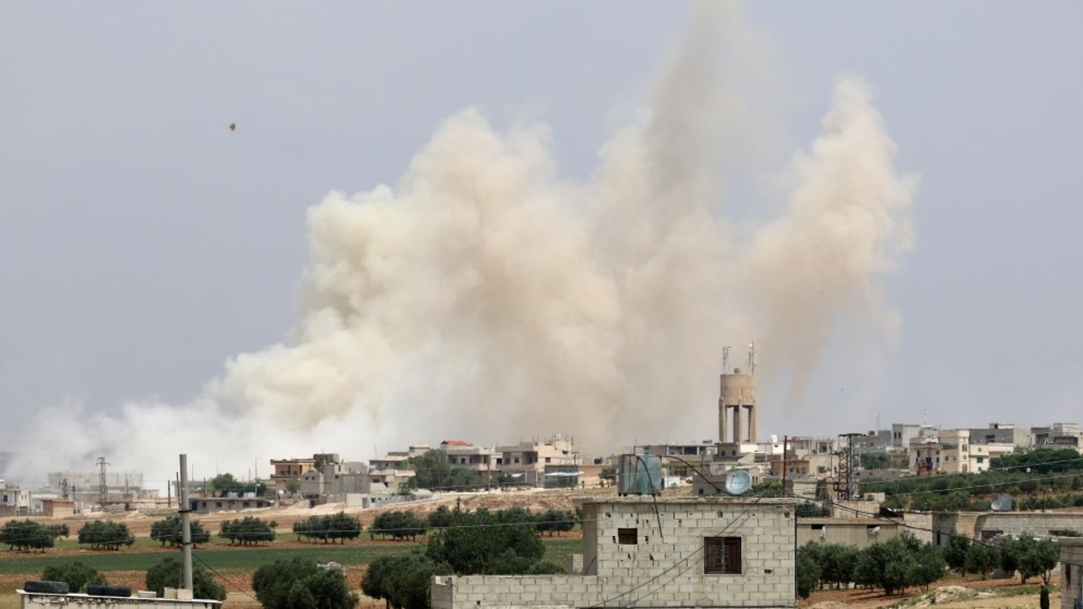 Photo of مقتل عشرات المدنيين في دير الزور