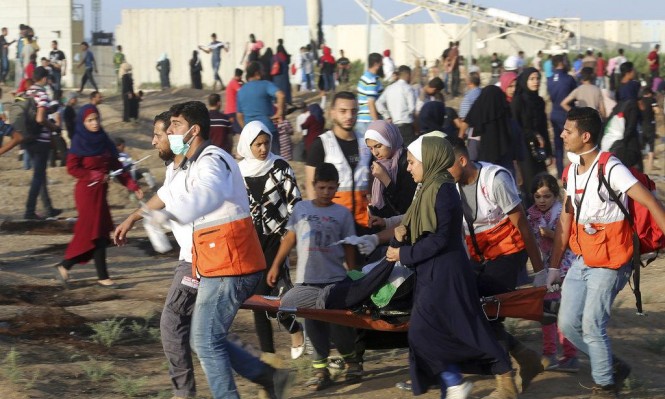 Photo of إصابات بقصف الاحتلال لمطلقي الطائرات الورقية بغزة