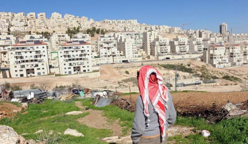 Photo of مساعٍ إسرائيلية لـ “خلق حزام استيطاني” جنوب الضفة الغربية