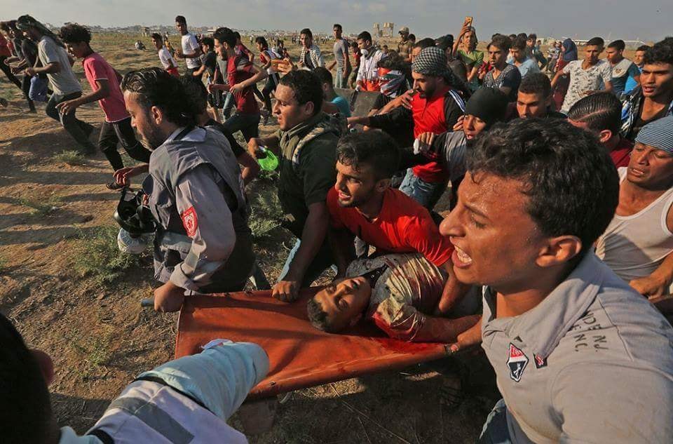 Photo of شهيد وعشرات الإصابات في جمعة الوفاء للخان الأحمر بغزة
