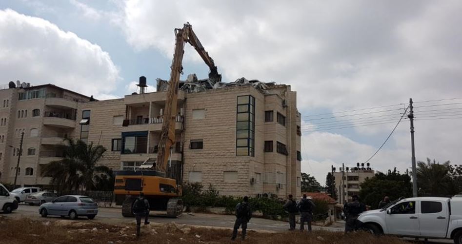 Photo of مركز القدس: الاحتلال هدم 18 منشأة وأخطر 16 بالهدم خلال أغسطس