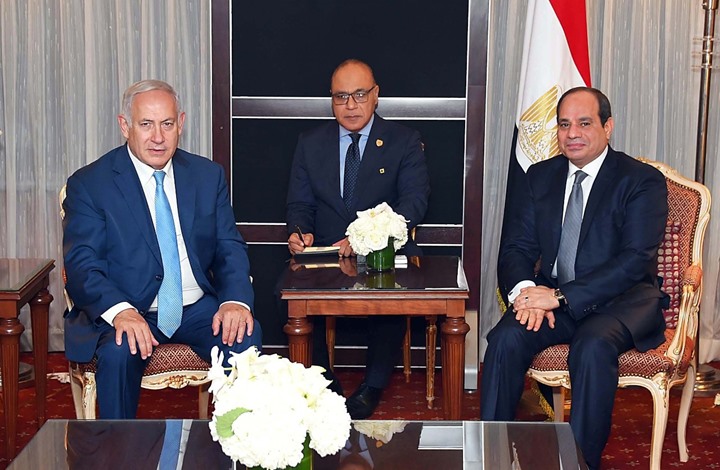 Photo of السيسي يلتقي نتنياهو ويحثه على استئناف المفاوضات