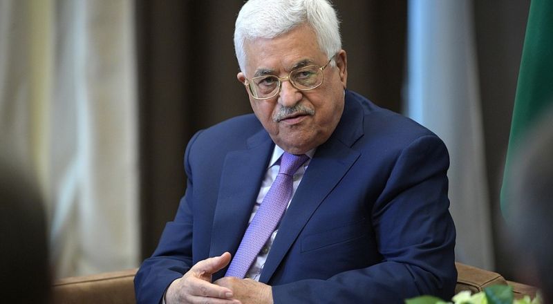 Photo of صحيفة: عباس أحبط اتفاق التهدئة بين “حماس” و إسرائيل عبر “سلاح المال”!