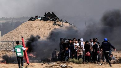 Photo of 5 شهداء و و232 إصابة: قصف مدفعي لنقاط رصد المقاومة بقطاع غزة لتفريق مسيرات العودة