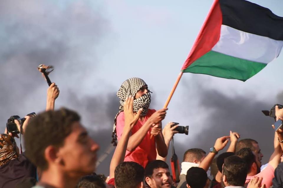 Photo of حماس: من يراهن على تراجع مسيرة العودة “واهم”