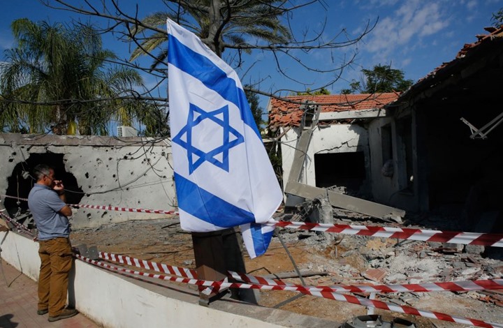 Photo of كاتب إسرائيلي: هجوم يستهدفنا من عدة جبهات سيناريو قائم