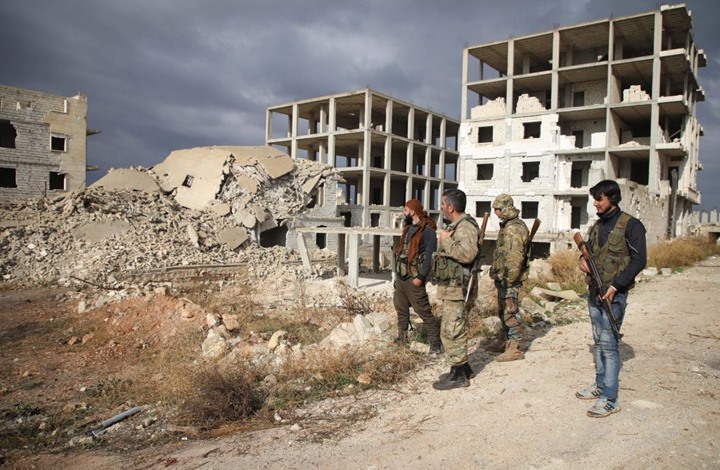 Photo of تعزيزات لقوات النظام السوري بمحيط إدلب مع تواصل الخروقات