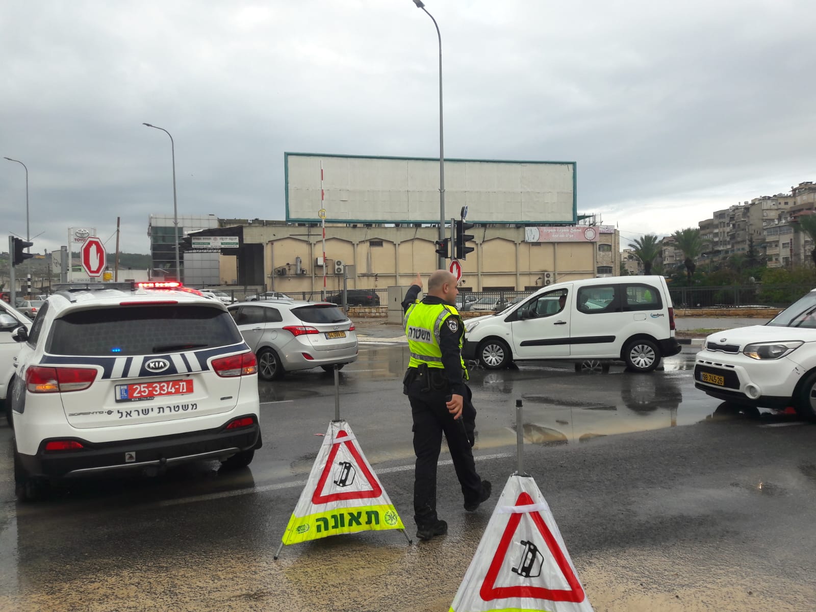 Photo of اغلاق شوارع في الناصرة بسبب الفيضانات