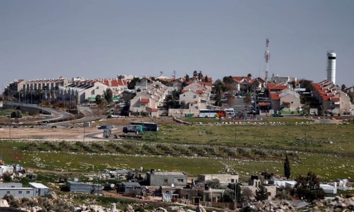 Photo of الاحتلال يصادق على بناء نحو 2200 وحدة استيطانية في الضفة الغربية