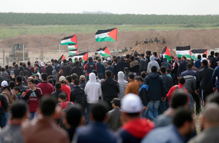 Photo of استمرار فعاليات مسيرة العودة في غزة بجمعة “مقاومة التطبيع”