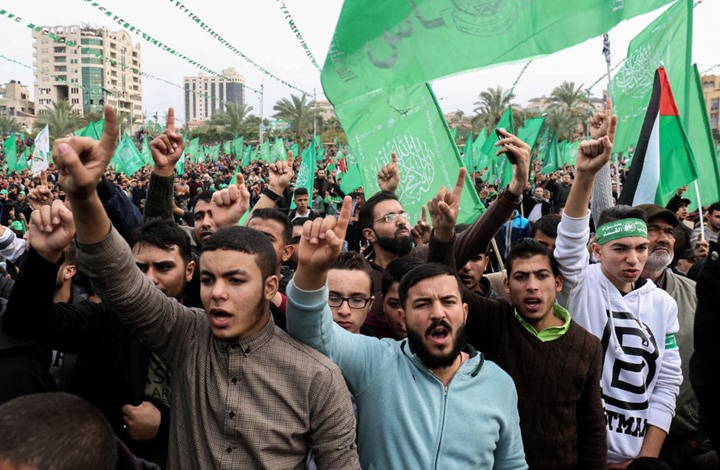 Photo of استطلاع يظهر شعبية “حماس” في 5 دول عربية بينها السعودية