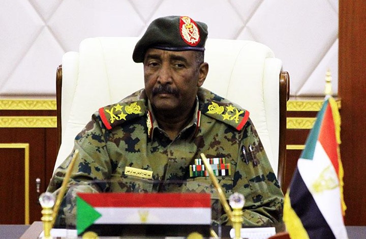 Photo of إقالة الأمين العام للرئاسة السودانية من منصبه