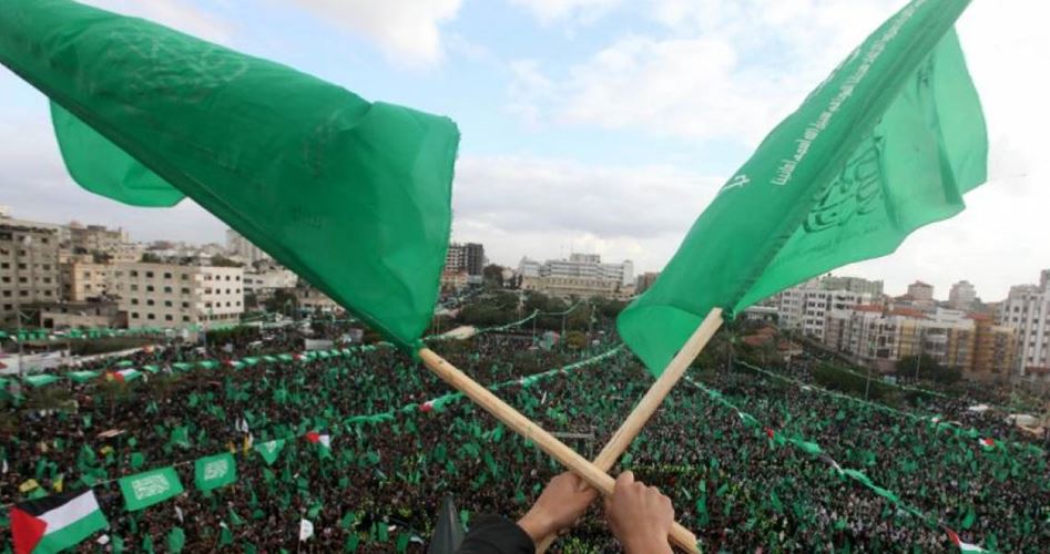 Photo of قدمها الأب مانويل مسلم وآخرون.. “حماس” تشيد بمبادرة وطنية لإنهاء الانقسام