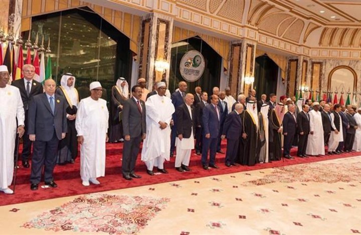 Photo of القمة الإسلامية تدعو لمقاطعة الدول التي لها سفارات بالقدس