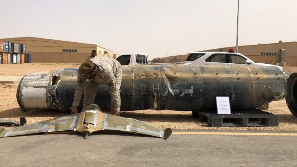Photo of الحوثيون يعلنون استهداف مطار نجران السعودي بطائرات مسيرة