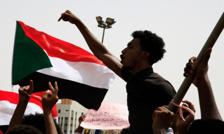 Photo of “المهنيين السودانيين”: نرفض المحاصصة الحزبية في حكومة الثورة