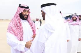 Photo of ابن زايد بعد “انقلاب عدن”: نقف مع السعودية في خندق واحد