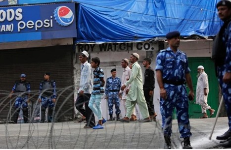 Photo of الهند تشدد إجراءاتها على كشمير في العيد وتغلق أكبر مساجدها