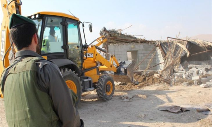 Photo of الاحتلال يهدم ممتلكات فلسطينية جنوبي الضفة