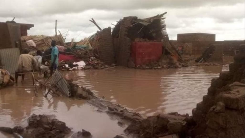 Photo of السيول والفيضانات تقتل 46 شخصا في السودان
