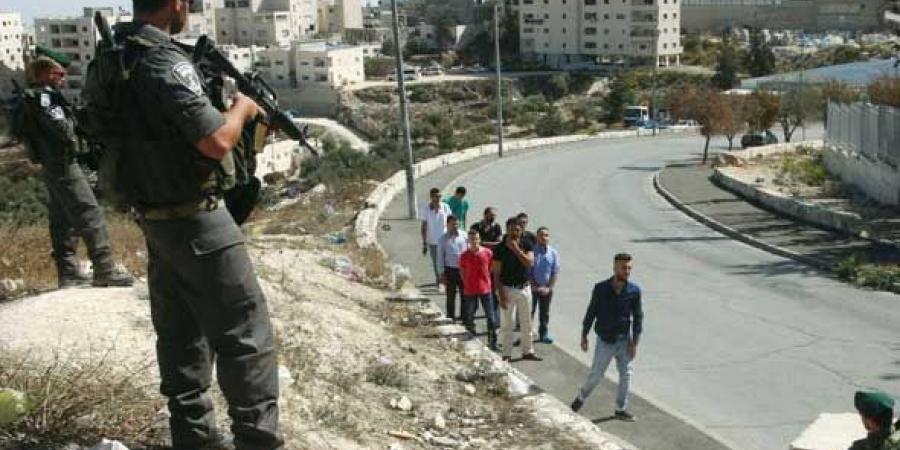 Photo of تقرير: الاحتلال الإسرائيلي يتعامل مع سكان شرقي القدس من منظور أمني