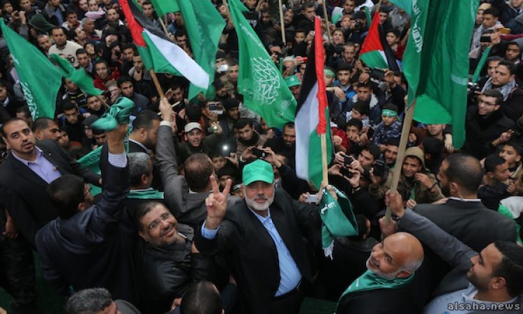Photo of الأناضول: “حماس” تتخلى عن شرط “التزامن” وتوافق على عقد الانتخابات بالتتابع