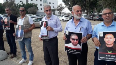 Photo of “الحريات” تنظّم وقفة تضامنية مع الأسرى أمام سجن الرملة