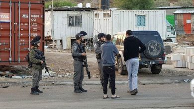 Photo of الاحتلال يُجبر مقدسيًّا على هدم منشأته بسلوان
