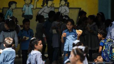 Photo of تلاميذ غزة بلا مصروف جيب