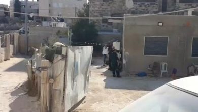 Photo of توزيع اخطارات هدم في بلدة العيسوية