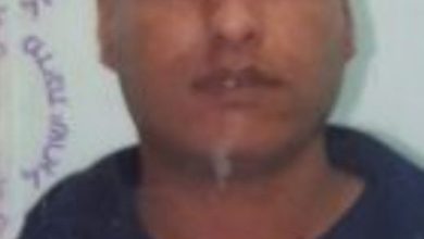 Photo of عائلة أبو سبيت من حورة ترفض ادعاء الشرطة حول ظروف وفاة ابنها بحيفا