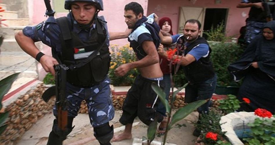 Photo of أجهزة السلطة في الضفة تعتقل 7 مواطنين