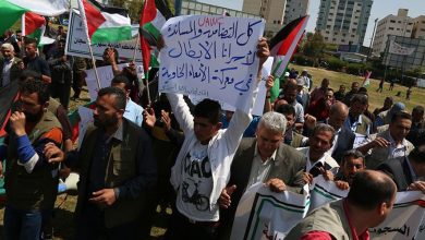 Photo of 8 أسرى يواصلون إضرابهم عن الطعام رفضا لـ”الإداري”