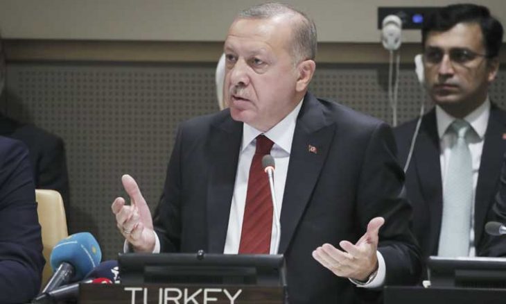 Photo of أردوغان: بن سلمان تعهد لي بأن “دم خاشقجي لن يذهب هدراً” لكنه لم يتخذ أي إجراءات