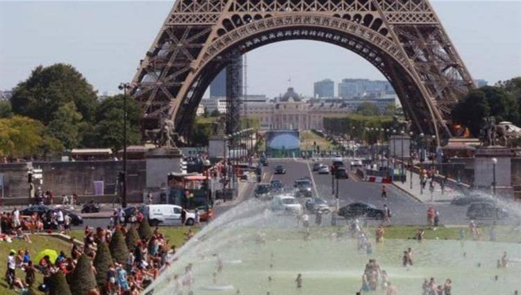 Photo of فرنسا: 1500 وفاة مرتبطة بموجة الحرّ هذا الصيف