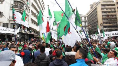 Photo of تظاهرات الجمعة الـ31 من الحراك الجزائري: “لا انتخابات مع حكومة العصابات”