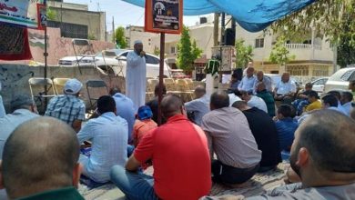 Photo of أداء “الجمعة” بخيمة الاعتصام في أبو ديس إسنادا للأسرى