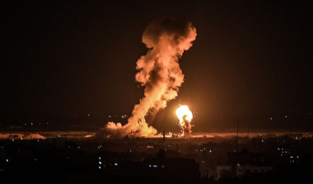 Photo of مسئول إسرائيلي: هاجمنا سوريا والعراق خلال 24 ساعة