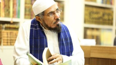 Photo of تأجيل الحكم على الشيخ سلمان العودة إلى نهاية الشهر