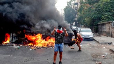 Photo of احتجاجات متواصلة في لبنان.. هل تحدث “ثورة جياع”؟