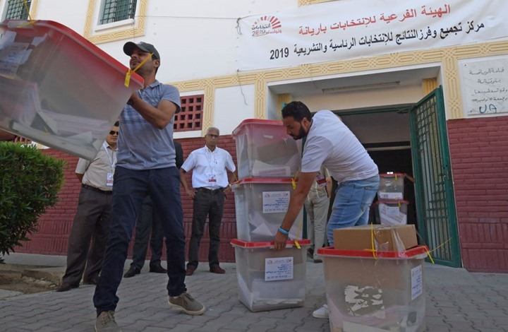 Photo of انتهاء التصويت برئاسية تونس.. ومؤشرات على فوز سعّيد