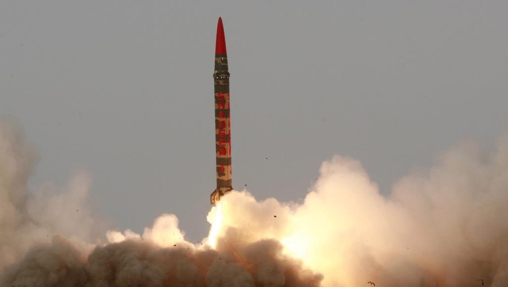 Photo of دراسة تتناول خطر نشوب حرب نووية بين الهند وباكستان