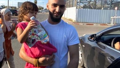 Photo of أمضى 10 أشهر في الاعتقال: الاحتلال يفرج عن الصحفي المقدسي مصطفى الخاروف