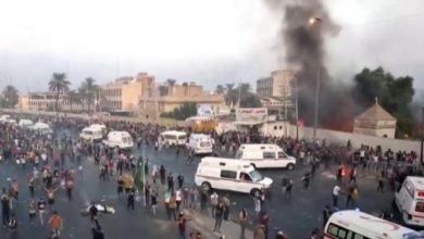 Photo of مظاهرات العراق.. يوم دام جديد وإحراق مقرات أحزاب واقتحام قنوات فضائية